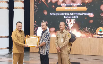 SMK Negeri 2 Pati Raih Penghargaan Sekolah Adiwiyata Tingkat Provinsi: Wujud Komitmen Nyata Budaya Lingkungan